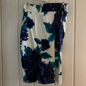 NWT Pinup Couture pencil Skirt, size L. $45